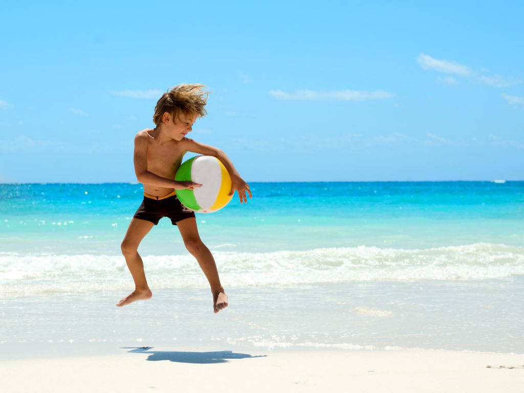 4 Kid-Friendly Beach Activities for your Next Vacation 